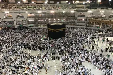 5 Star 14 Nights February Umrah Package – Hyatt Regency Makkah
